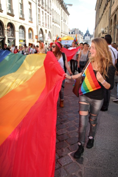 LGBT-2014-113
